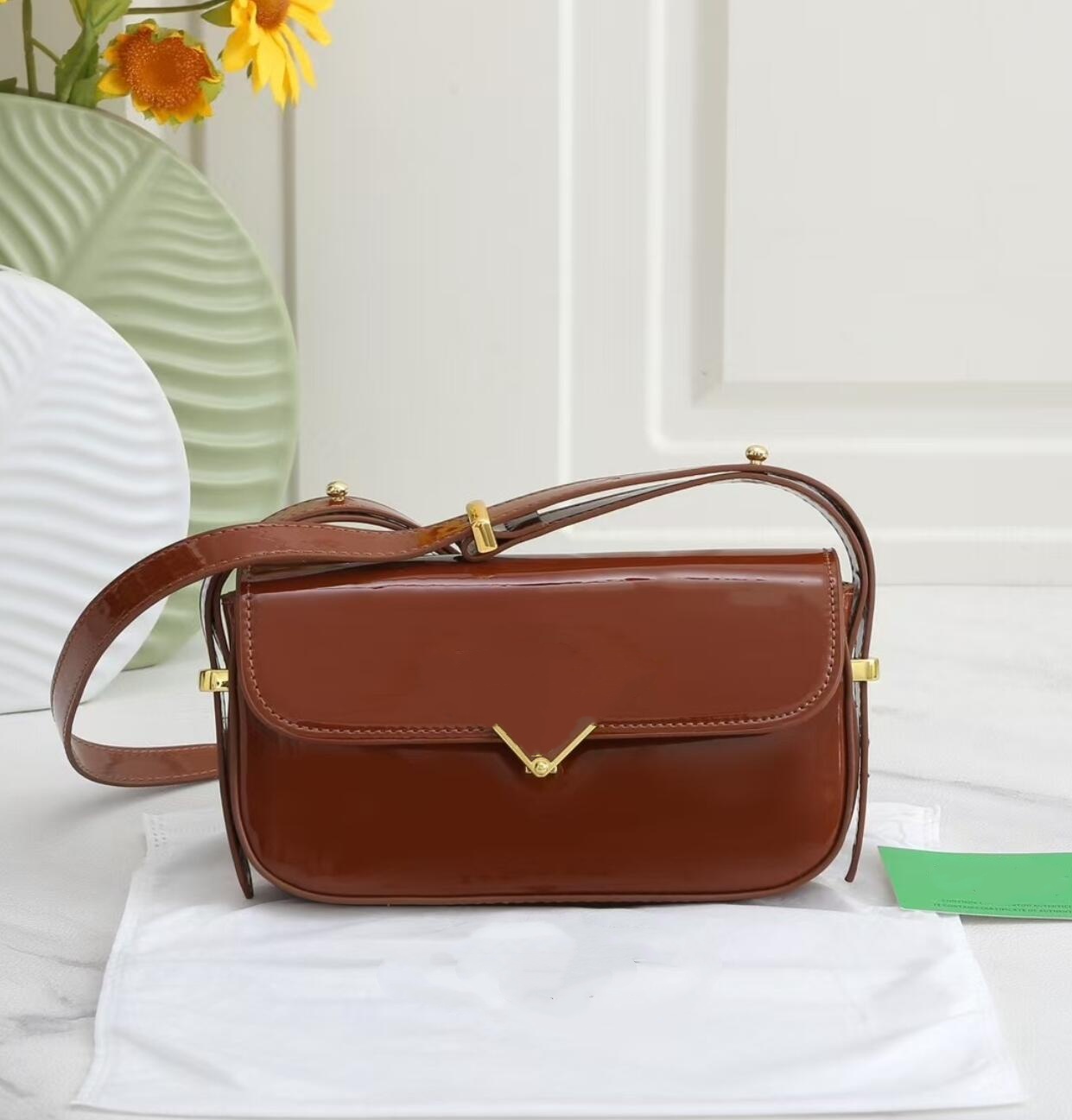 High-Quality Black Leather Tot - Top Handle Structured review and price