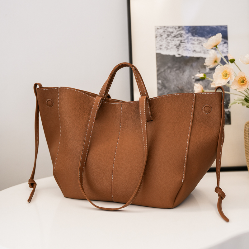 Large Capacity Leather Zipper  - Women Bags Trend 2025 review and price